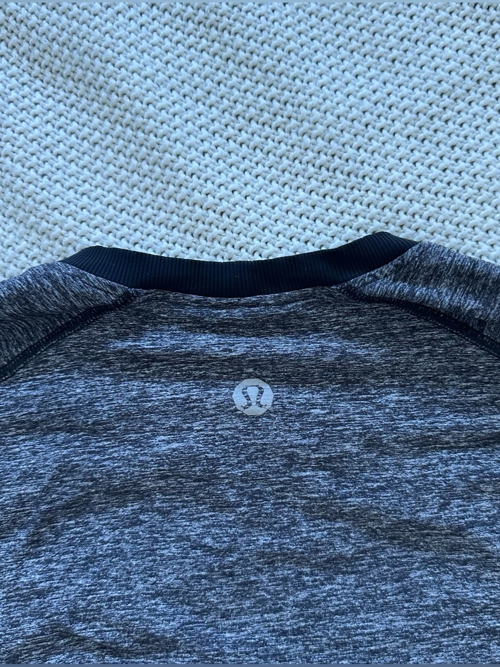 lululemon athletica Men’s Heathered Black & Gray Crewneck Sweater
